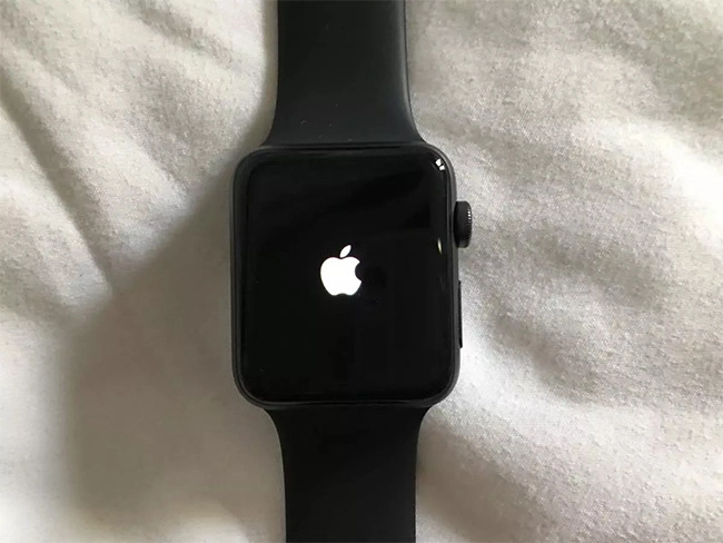 Sửa Apple Watch Series 7 treo logo tại Biên Hòa – Xử lý nhanh, chuẩn lỗi, lấy liền 7 cach fix loi apple watch bi treo tao don gian 126.jpg